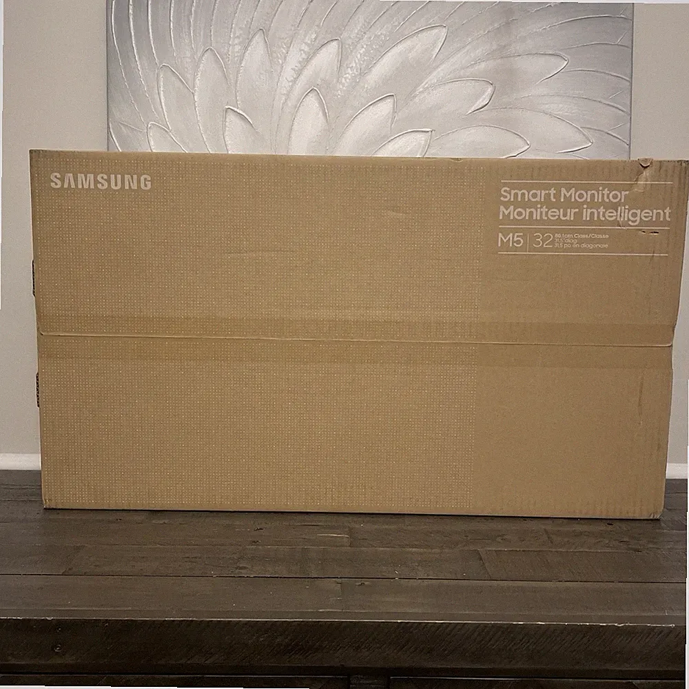 SAMSUNG 32-Inch M5 (M50F) Series FHD Smart Monitor with Streaming TV, Speakers