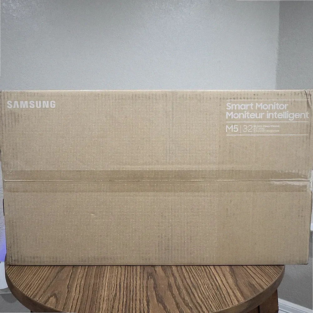 Samsung 32″ Smart Monitor M5 M50F FHD LS32FM502ENXZA Black | Smart TV Apps