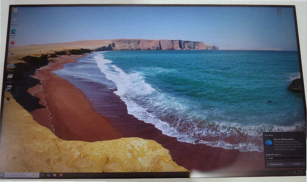 Samsung 32” Smart Monitor M7 (M70F) 4K UHD Display Samsung Vision AI *READ*