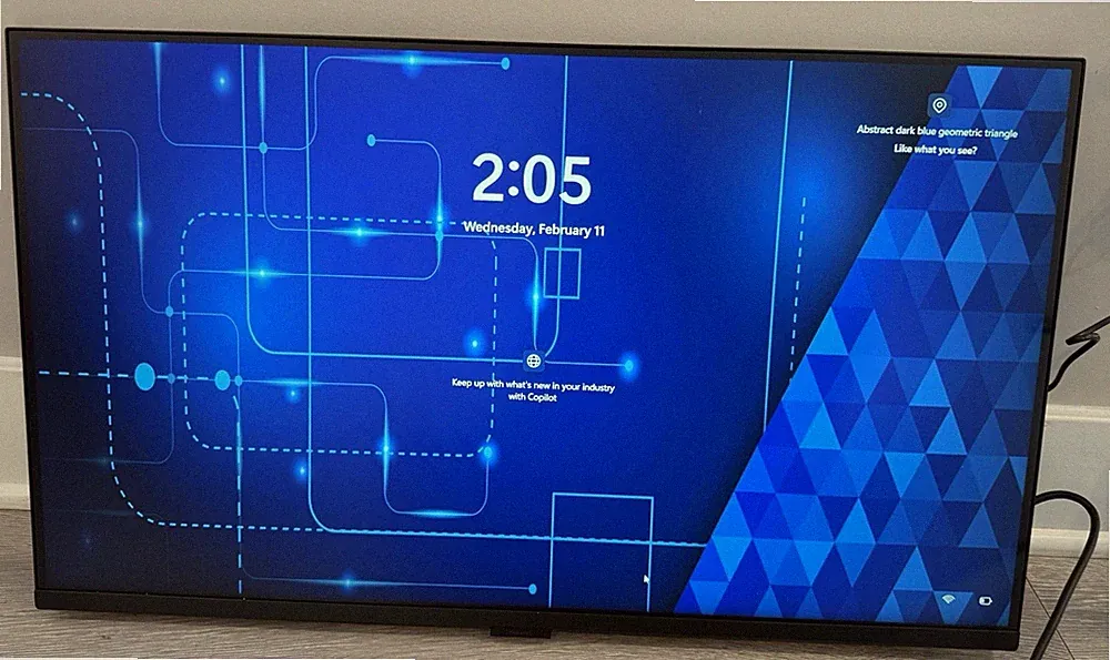 SAMSUNG 32Inch G5 Odyssey Series Monitor ‎LS32DG502ENXZA/ Open Box/ Brand New