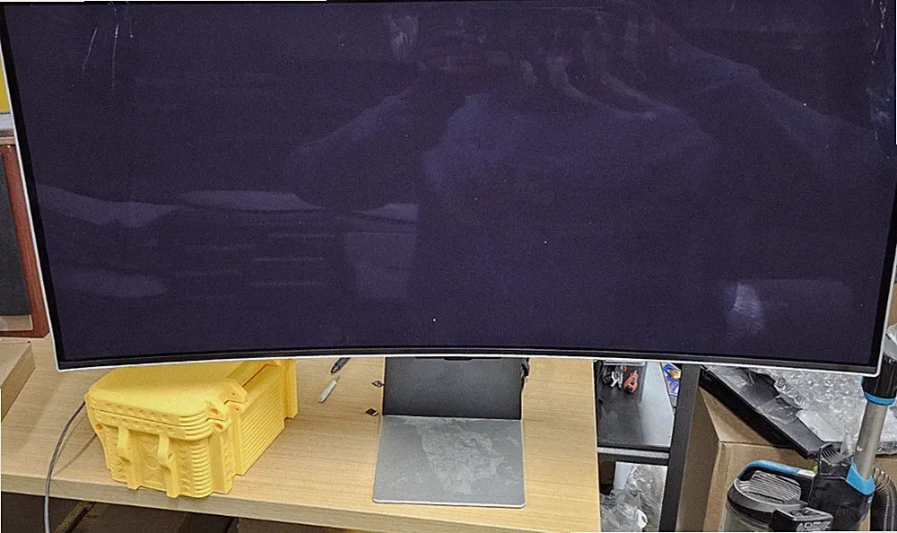 Samsung - 34" Odyssey OLED G8 Curved WQHD FreeSync Premium Pro Monitor- BROKEN
