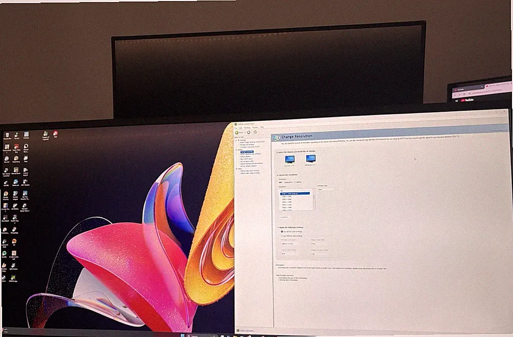 Samsung 34" Ultra WQHD Monitor with 21:9 Widescreen 3440 x 1440 S34J552WQN
