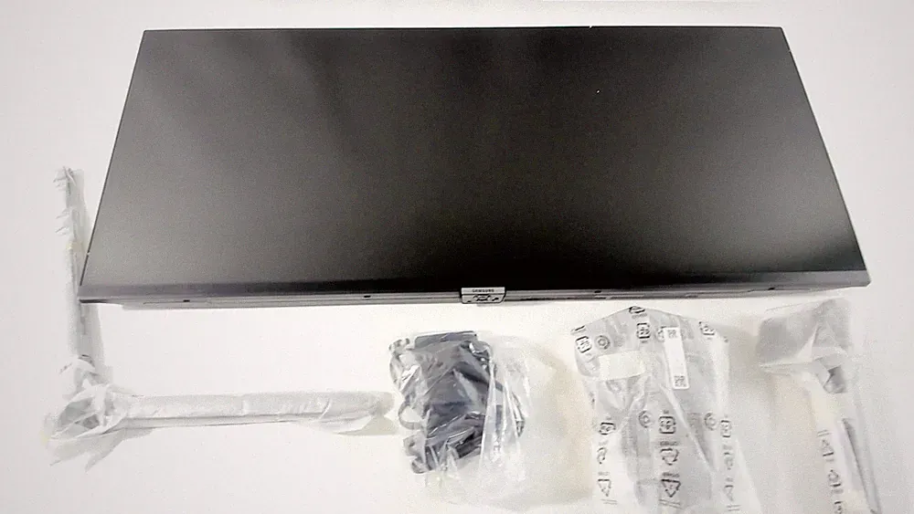 SAMSUNG 34" ViewFinity S50GC Series Ultra-WQHD Monitor, 100Hz