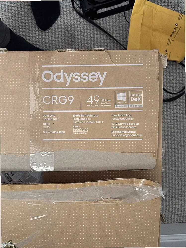 Samsung 49" Odyssey CRG9 2K 1440p Curved Gaming Monitor 120Hz 4ms C49RG92SSN