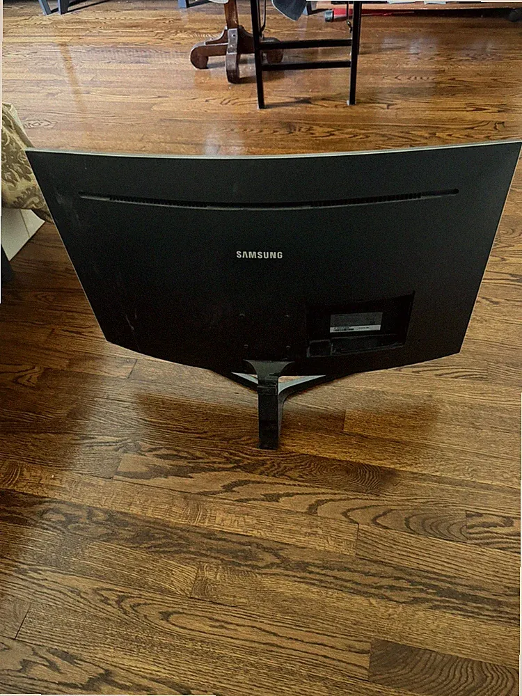 Samsung black 32 inch 2k 144 hz monitor used free-sync C32JG5X