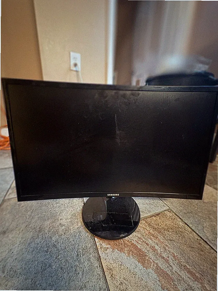 Samsung C24F390FHN 24" Curved LED 1080p 60Hz HDMI VGA Color Monitor - Tested