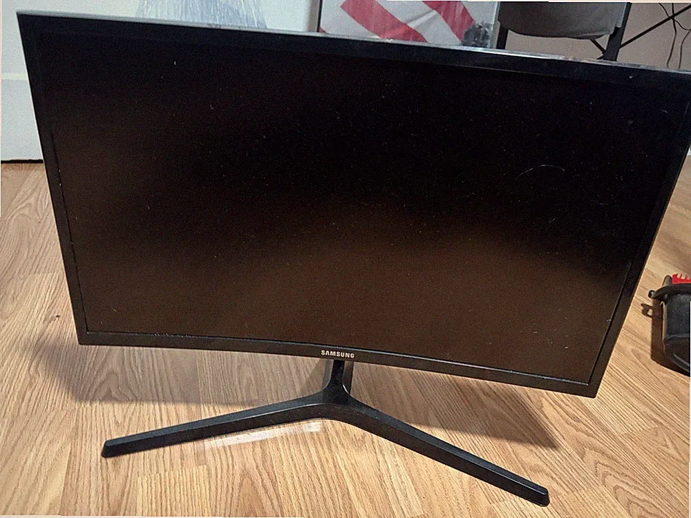 Samsung C24RG50FZNXZA 24" Curved Gaming Monitor 144Hz 1080p HDMI Black