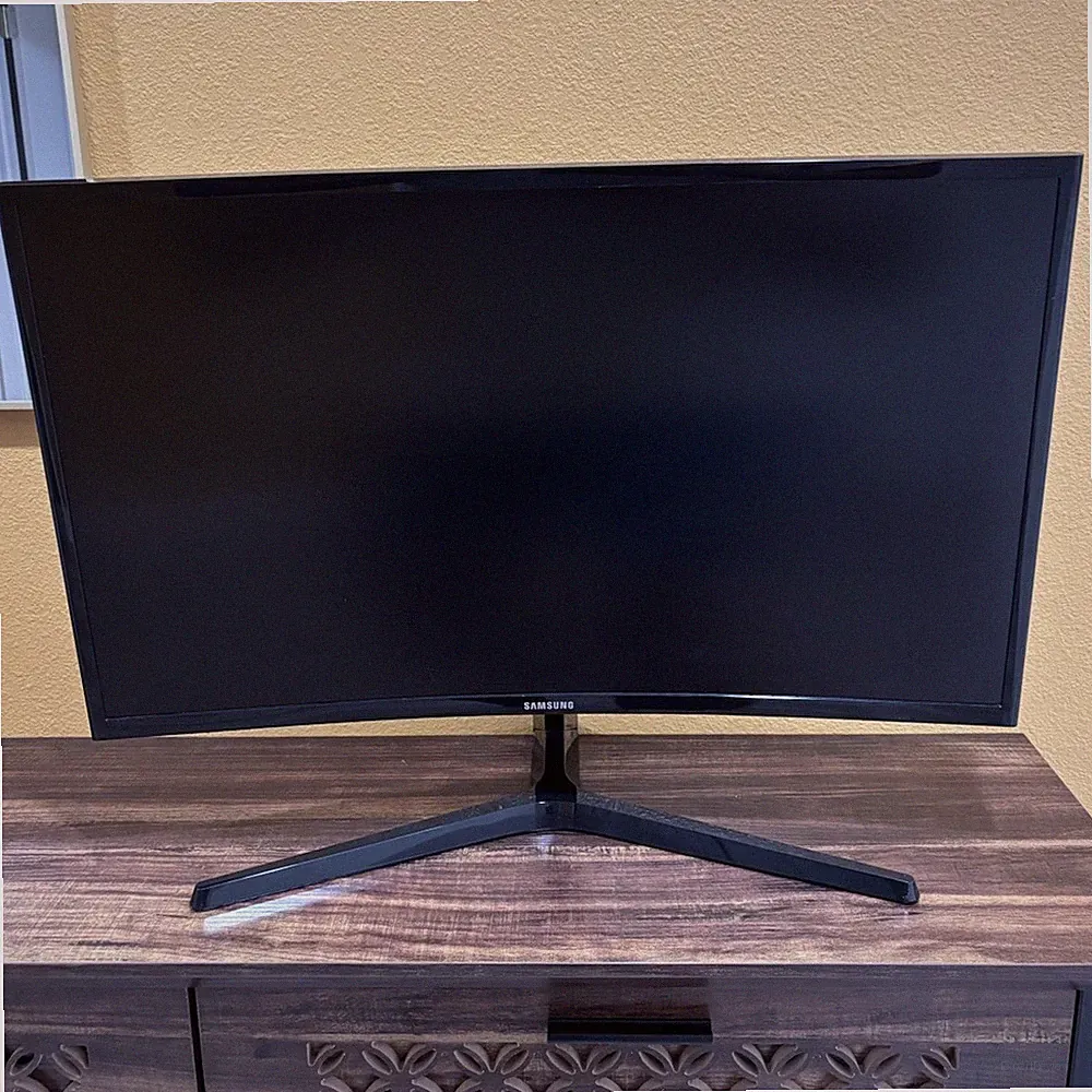 Samsung C27F396FHN 27" Curved LED Monitor 1080p HDMI VGA Black