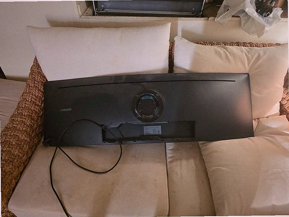 Samsung C49RG90SSN 49 inch Widescreen QLED Monitor - will need repair