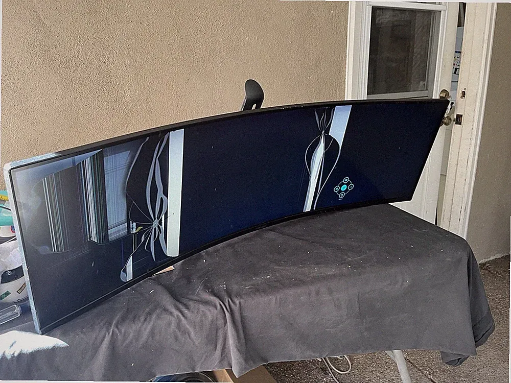 Samsung CHG90 49" Curved LED LCD Display Dual HD LC49HG90DMNXZA