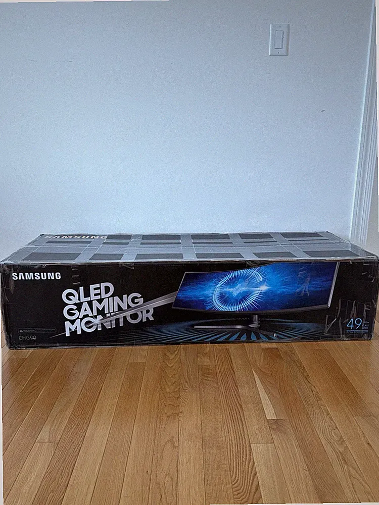 Samsung CHG90 49" QLED Curved Gaming Monitor 32:9 144Hz 1ms 3840x1080