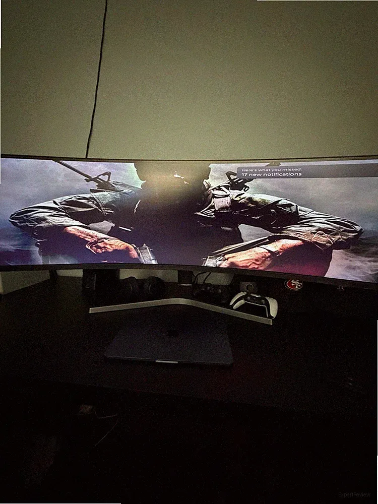 Samsung CHG90 Ultra-Wide Curved QLED Gaming Monitor 49"