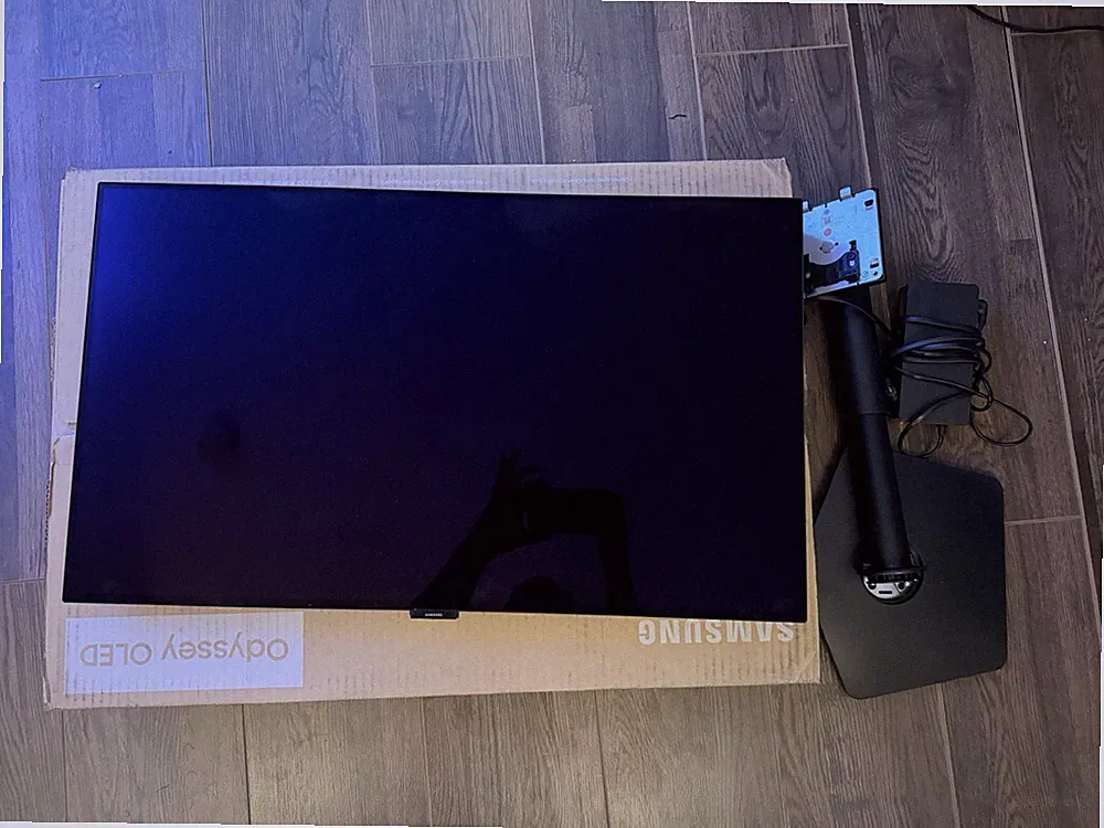 Samsung LS32HG732SNXZA 32" Odyssey OLED G73SH 4K Gaming Monitor (2026) 165 Hz G7