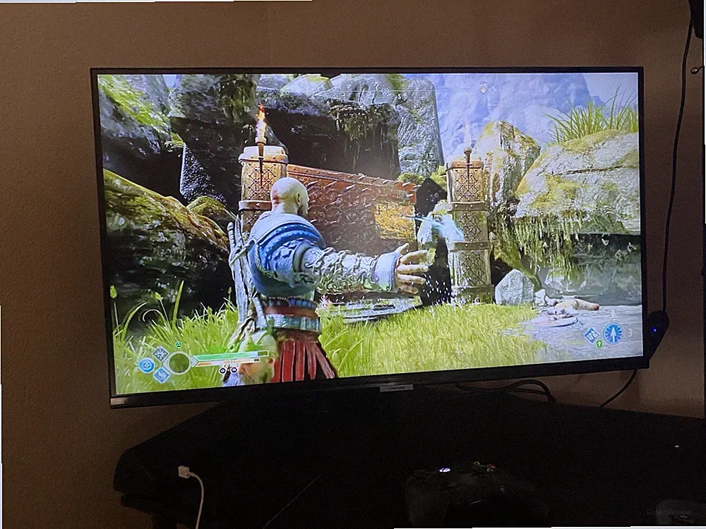 Samsung M7 Series 32-inch 4K UHD Smart Monitor Gaming Hub