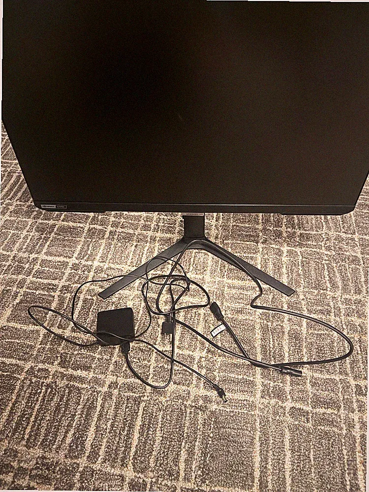 Samsung Odyssey G4 27-inch Gaming Monitor 1080p 240 Hz Hi-Speed HDMI, Power Cord