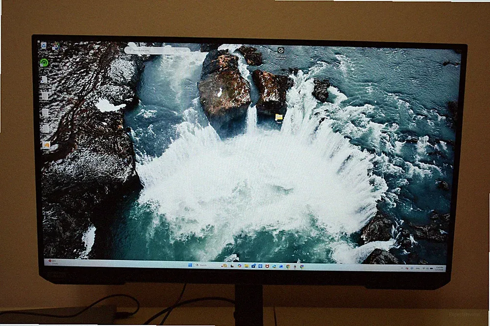 Samsung Odyssey G5 27" QHD Gaming Monitor 165Hz IPS S27AG500PN