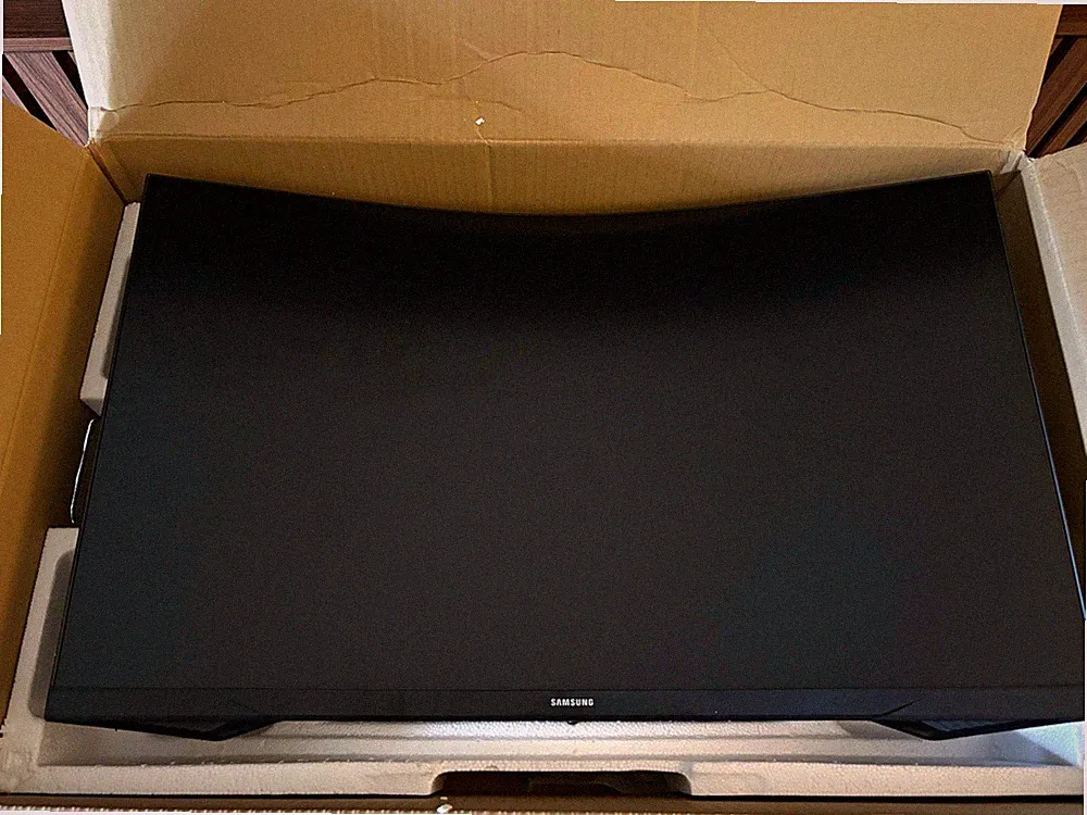 Samsung Odyssey G5 32" Curved Gaming Monitor 144Hz 1ms QHD 2560x1440 HDMI DP
