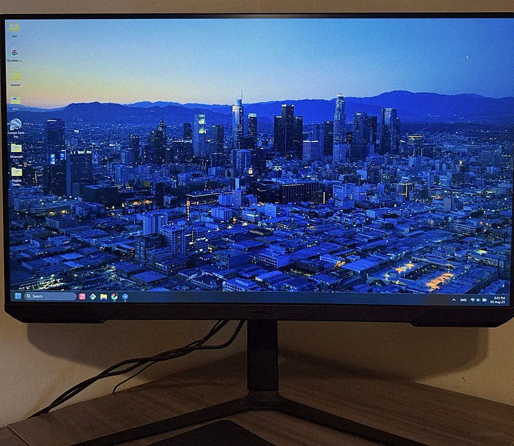 Samsung Odyssey G51C 32” QHD 165Hz Gaming Monitor – Excellent Condition