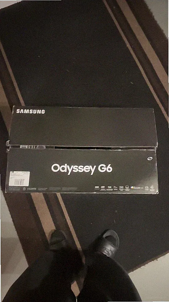 Samsung Odyssey G6 Gaming Monitor 32”