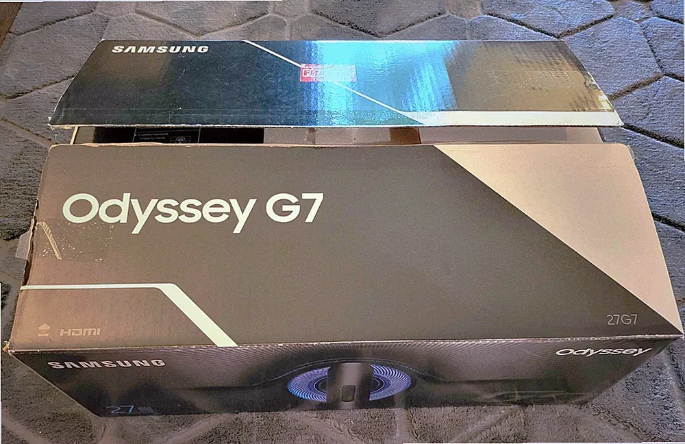 Samsung Odyssey G7 27” 240Hz QHD Curved Gaming Monitor -Broken LCD-Parts/Repair