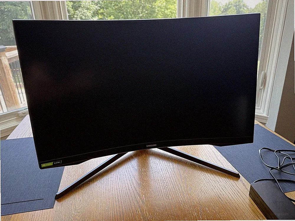 Samsung Odyssey G7 27" Curved Gaming Monitor Black LC27G75TQSNXZA