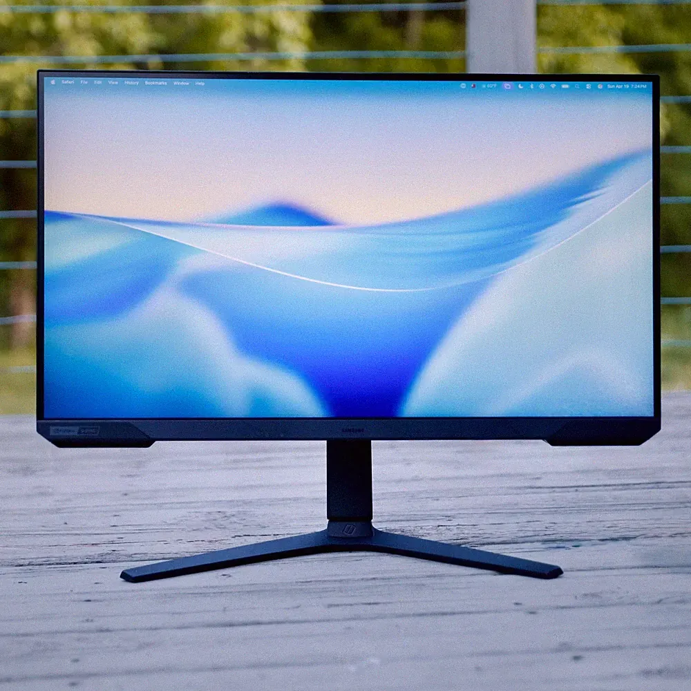 Samsung Odyssey G7 28" Monitor | 4K UHD · 144Hz · 1ms · HDR | (Orig Retail $800)