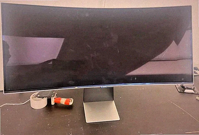 SAMSUNG Odyssey G85SB OLED G8 S34BG850SN WQHD Curved Monitor POWERS BUT NO IMAGE