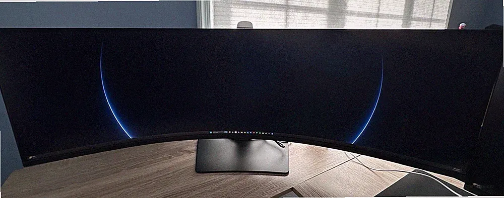 Samsung Odyssey G9 49in Curved OLED 32:9 5120x1440 240Hz LS49CG950ENXZA