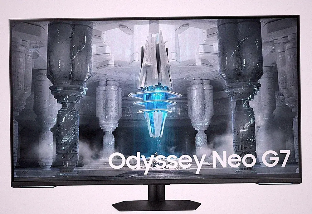 Samsung Odyssey Neo G7 43" Mini 4K UHD Gaming Monitor with HDR600 (S43CG700NN)