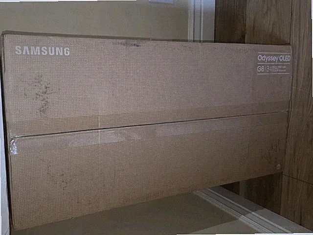 Samsung Odyssey OLED G8 34 in 3440 x 1440 Monitor - LS34BG850SNXZA