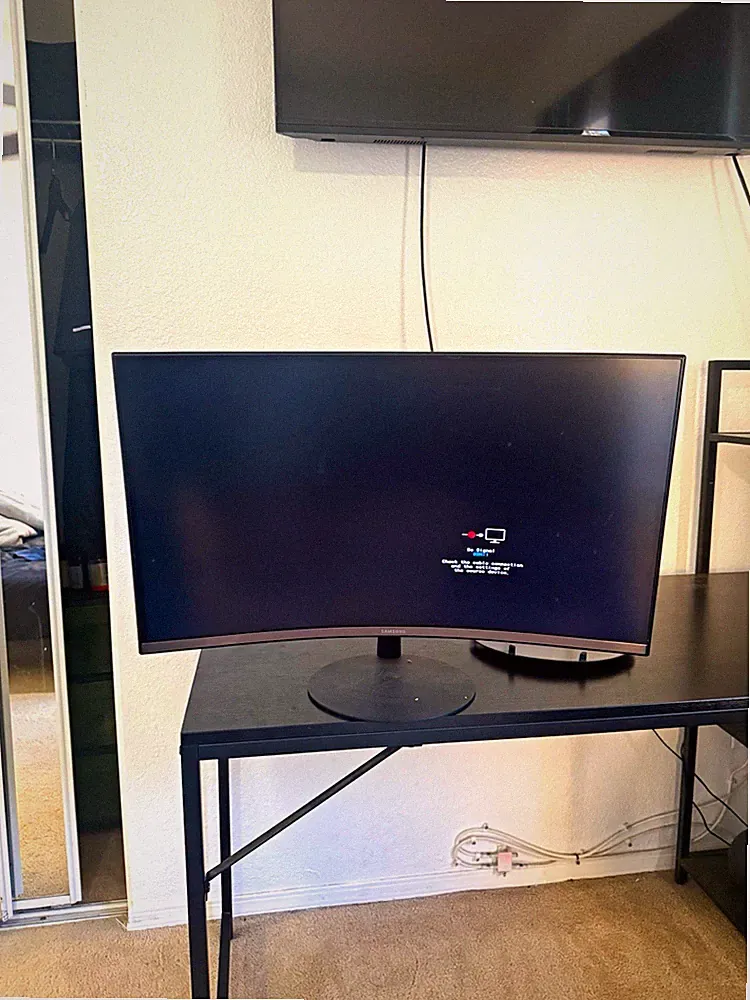Samsung S39C 27” Curved Monitor 1080p 75Hz HDMI DisplayPort LS27C392EANXGO