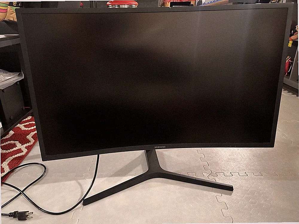 Samsung Wide Curved Gaming Monitor