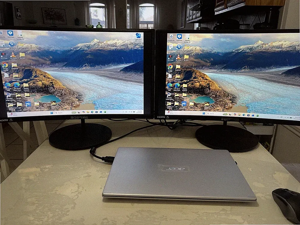 Sceptre 24" Curved 1080p Gaming Monitor HDMI VGA - Qty 2 Avail $70ea 2/$120
