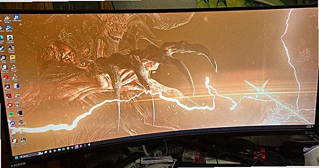 Sceptre 32 Curved Ultrawide Gaming Monitor 165Hz 4k C505B-QSN168
