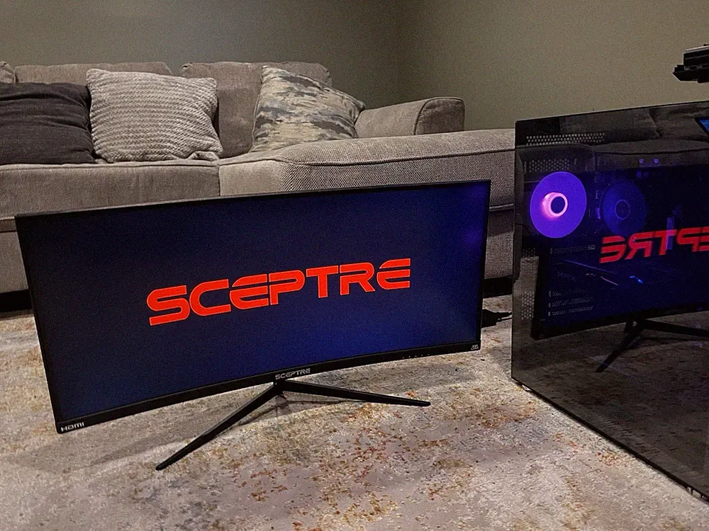Sceptre Curved LED Gaming Monitor 200Hz Black + gaming PC ￼