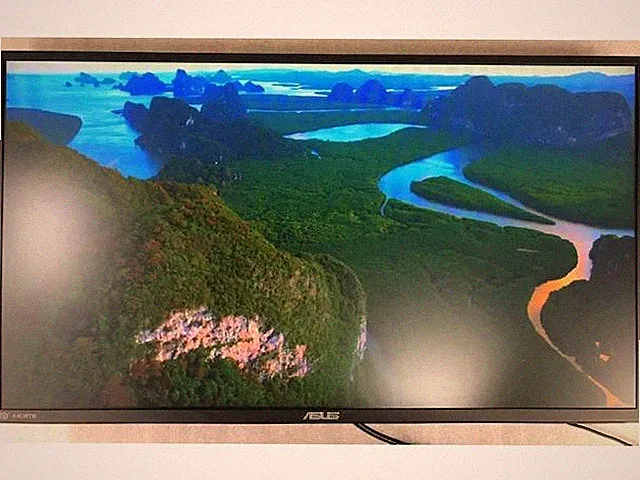 SCRATCH! ASUS TUF Gaming 24.5” Full HD 1080p 165Hz Gaming Monitor VG259QR