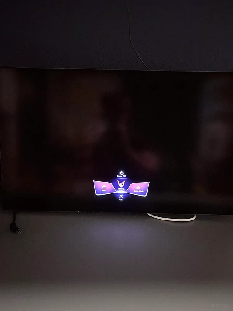 SEE DESCRIPTION LG UltraGear 32GS95UV 32" OLED 4K 240Hz Gaming Monitor G-SYNC