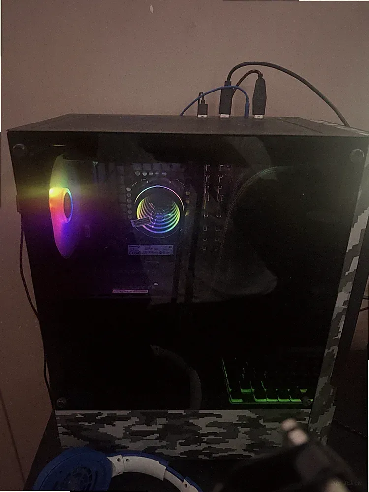 SkyTech Gaming PC/Keyboard with Sceptre Monitor