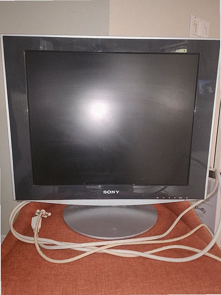 Sony 19" SDM-HS93 LCD Color Monitor