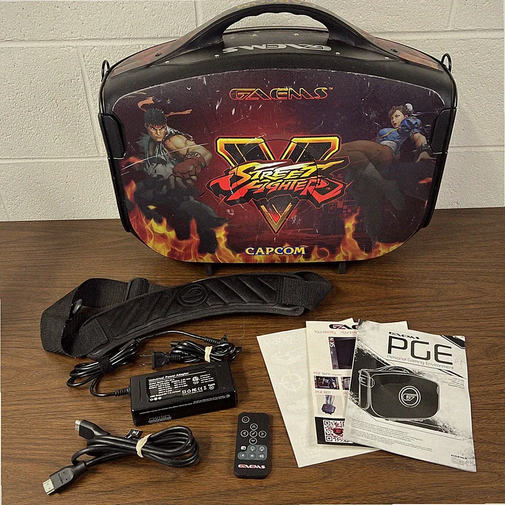 Street Fighter V 19 inch Widescreen Portable Gaming Monitor GAEMS Vanguard Works