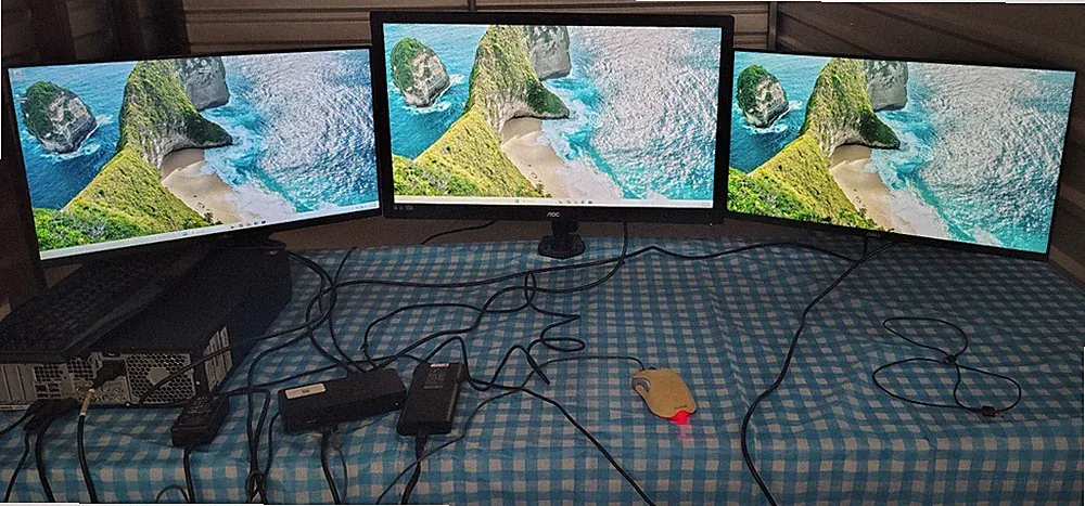 Three Monitor Setup with Desk Stand and Dock - AOC 2770 27", 2x Dell 24" P2419H