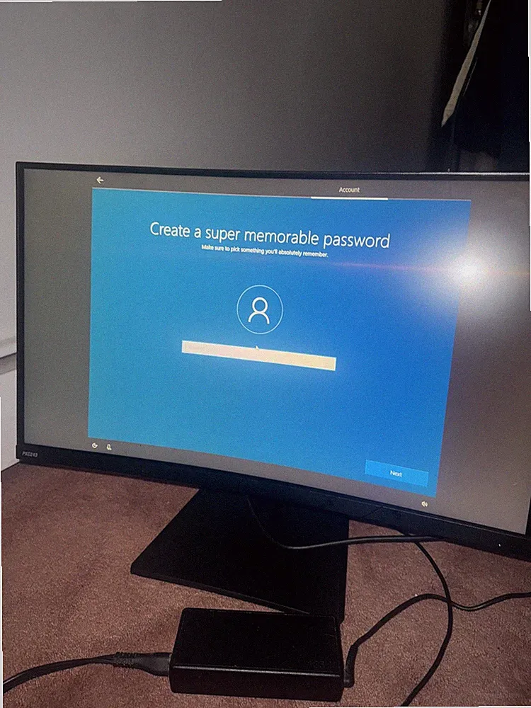 (THROW OFFERS)Pixio PXC243 1800r 144hz Gaming Monitor