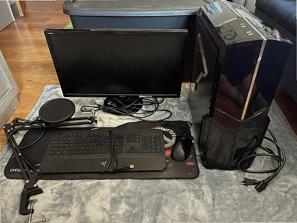 Ultimate PC Gaming Bundle: PC, Monitor, Keyboard, Mouse, Mouse Pad, Boom-arm