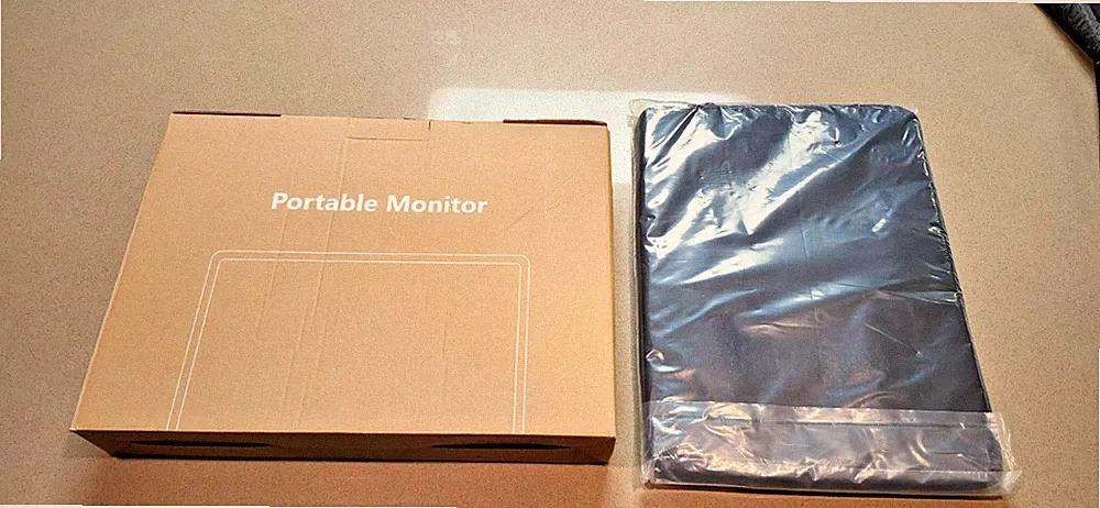 UPerfect UGame K5 17.5 Inch 240Hz Portable Gaming Monitor with Padded Sleeve