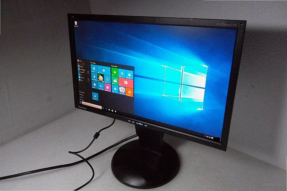 ViewSonic VG2228WM-LED 22" Monitor w/Speakers USB Hub 1080p FHD DVI VGA VS14298