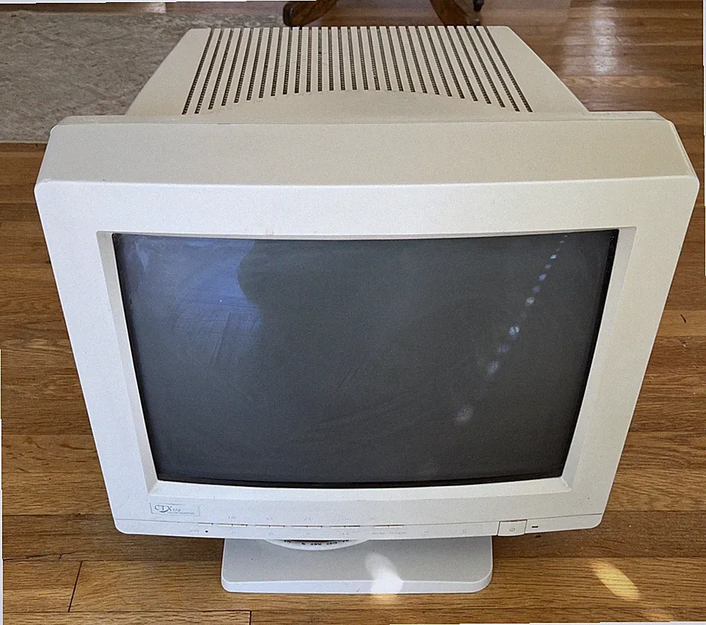 VINTAGE CTX TRA CRT 17" COLOR MONITOR VIDEO GAMING MODEL # 1765D MADE IN TAIWAN