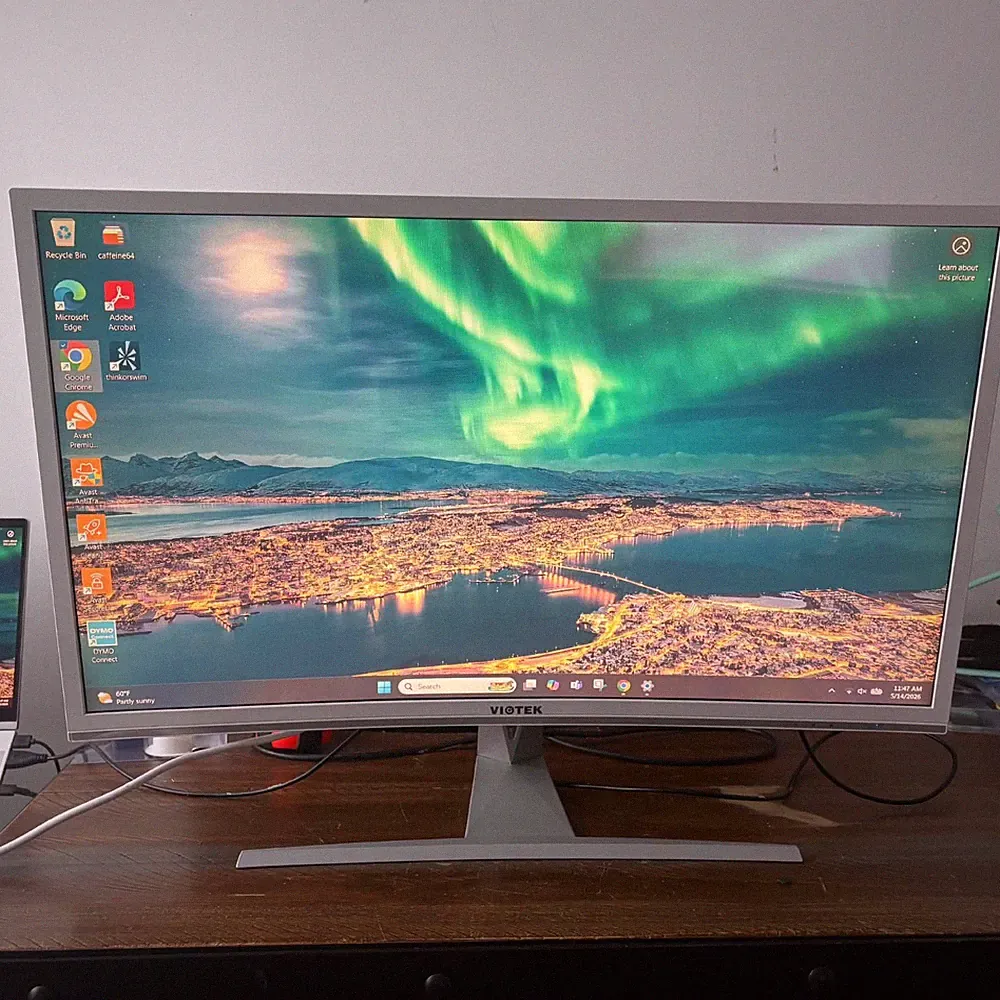 Viotek 32" NB32C Curved Monitor - White 1920 X 1080p
