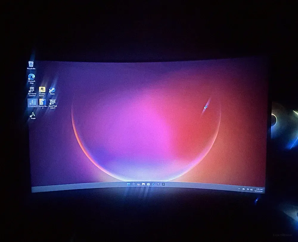 Westinghouse 27 in Curved Ultrawide Widescreen 240Hz Monitor HDMI DP Black