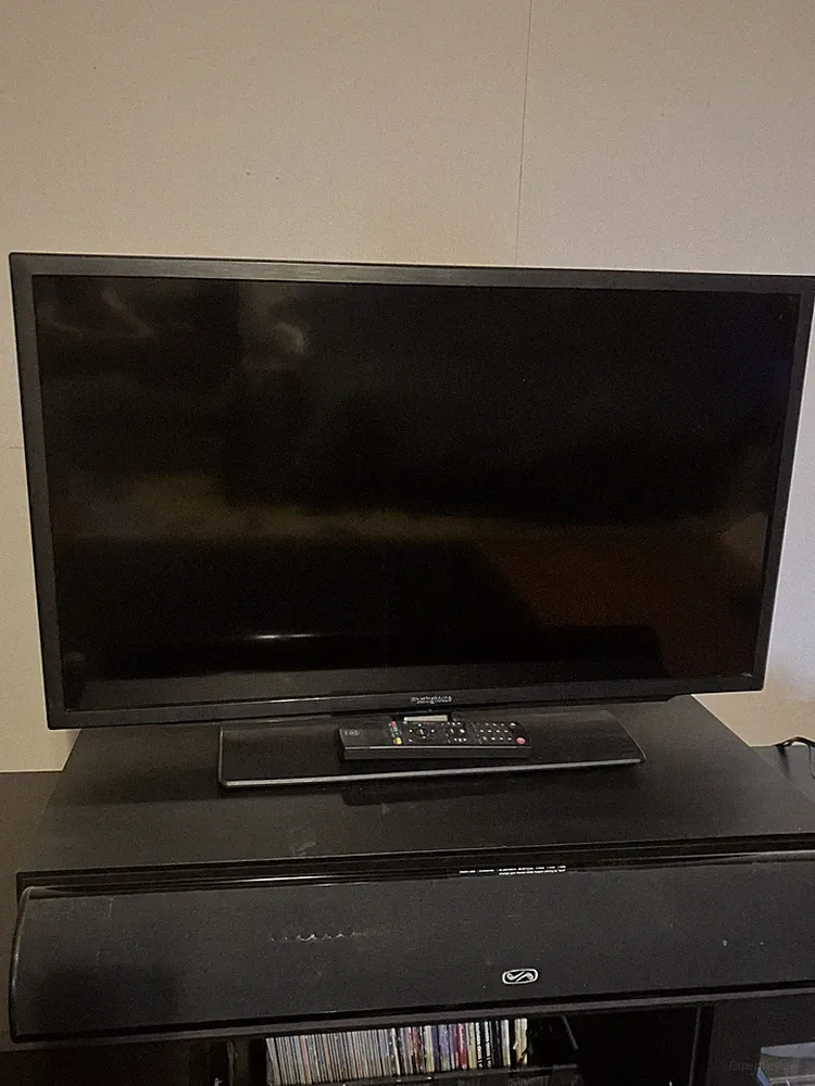 westinghouse 32” Monitor 720P UW32S3PW with Remote