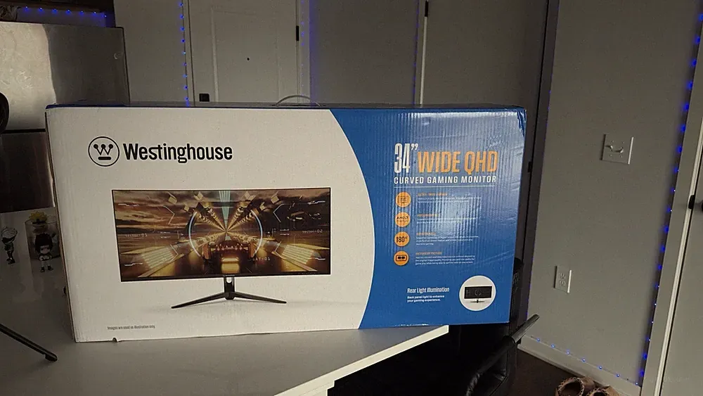 Westinghouse 34" QHD Curved Gaming Monitor 21:9 HDMI Rear Light Black